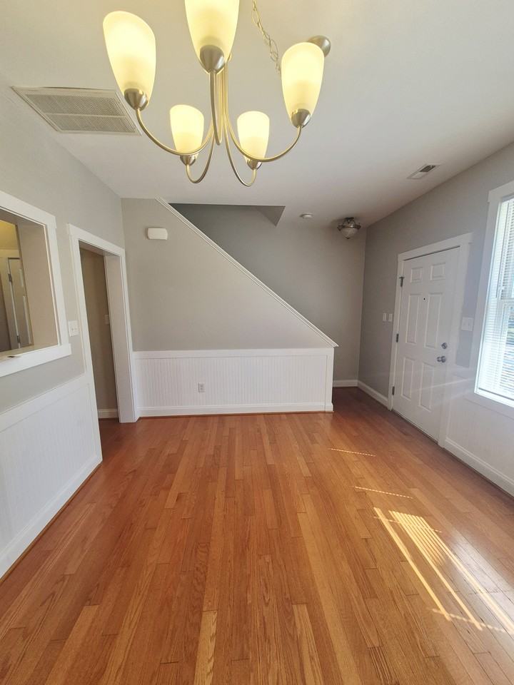 334 Marquette Ct #1 - Photo 4 of 37