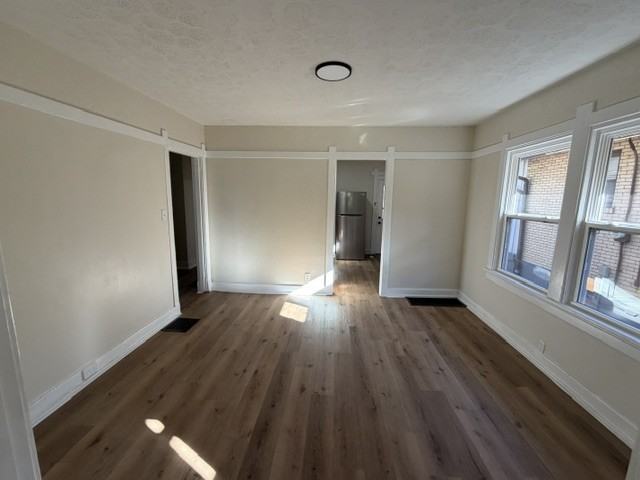 3141 W Broadway #1 - Photo 5 of 11
