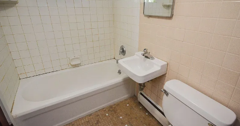 922 1st Street Southwest, Unit 4 - Photo 4 of 4
