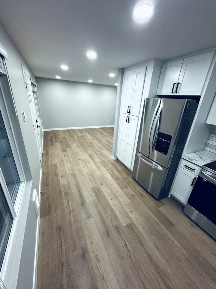 2403 116th Street Southeast, Unit A - Photo 7 of 16