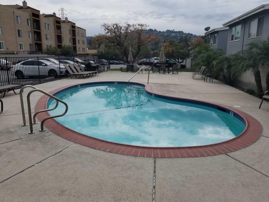 10128 Moorpark St - Photo 6 of 10