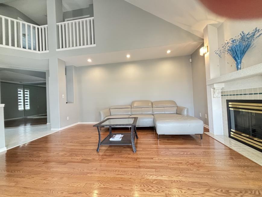 10924 160 St - Photo 4 of 10