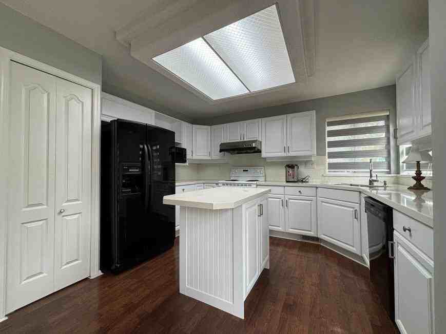 10924 160 St - Photo 7 of 10