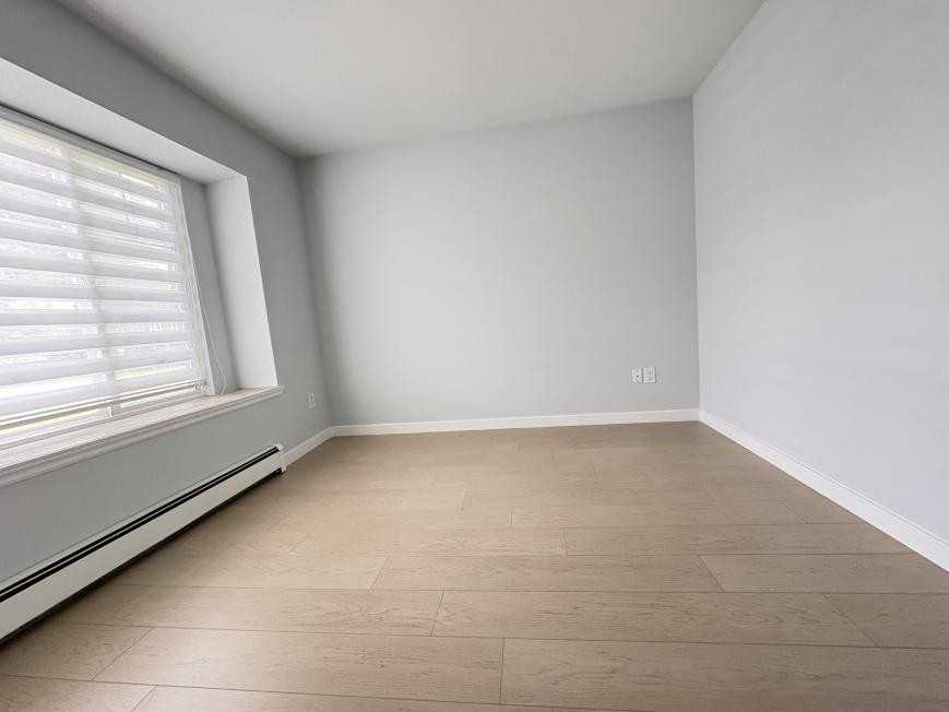 13138 110 Ave - Photo 5 of 9