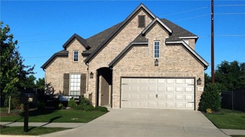featured image of 4502 Sw Lilly St
