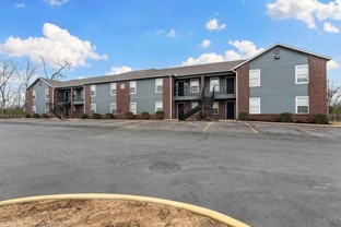804 E Post Rd #B - Photo 1 of 1