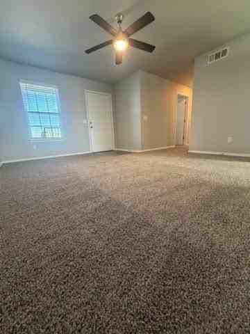 804 E Post Rd #E - Photo 6 of 26