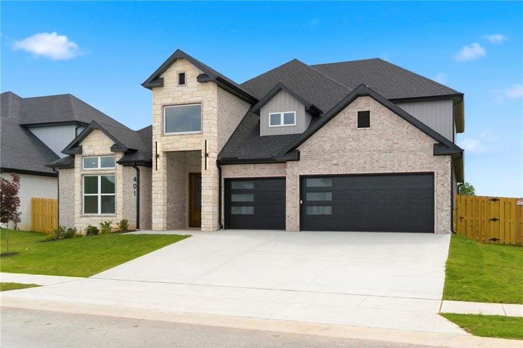 401 Hedge Dr - Photo 2 of 28