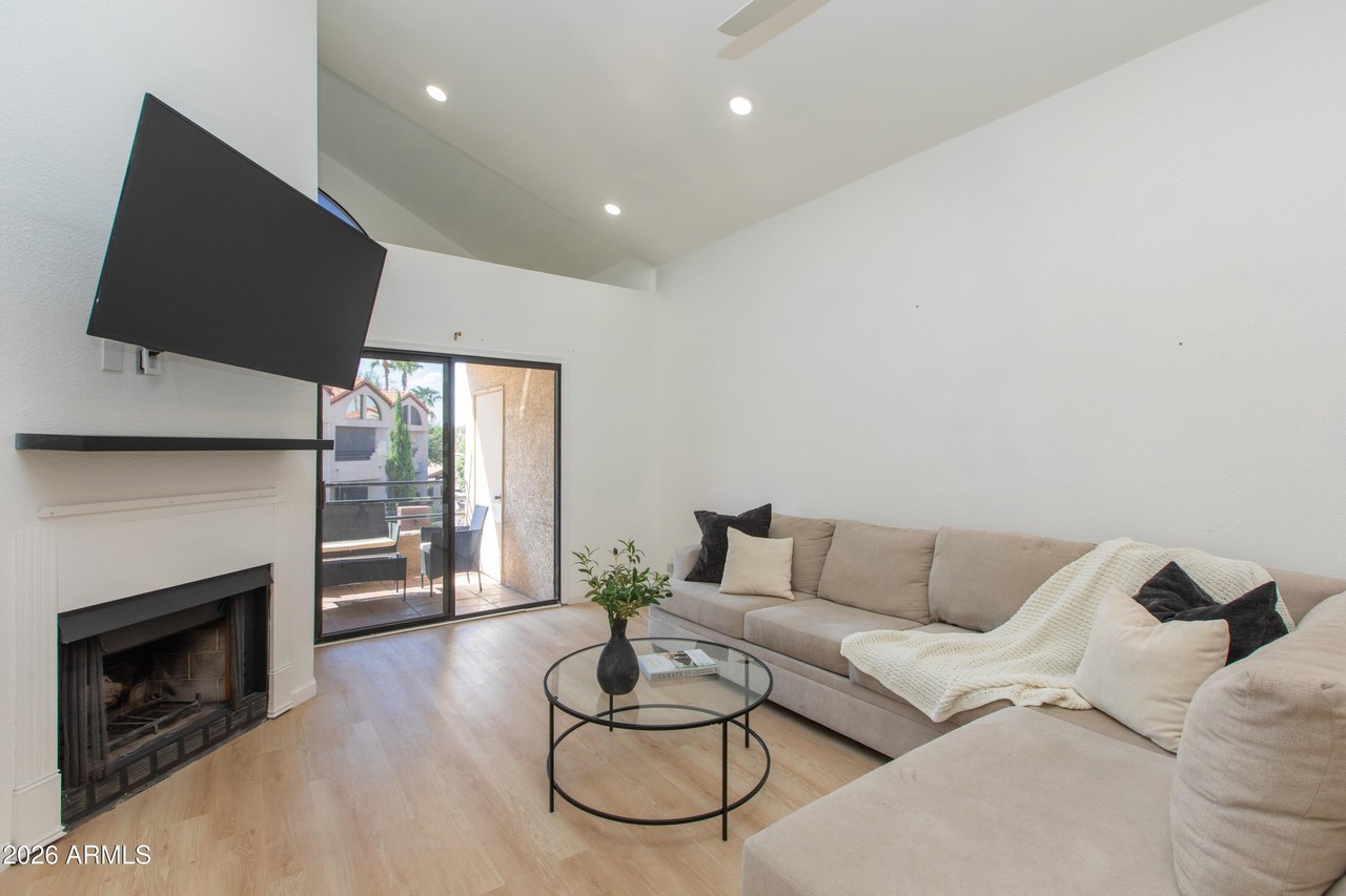 10301 N 70th St #222 - Photo 4 of 50