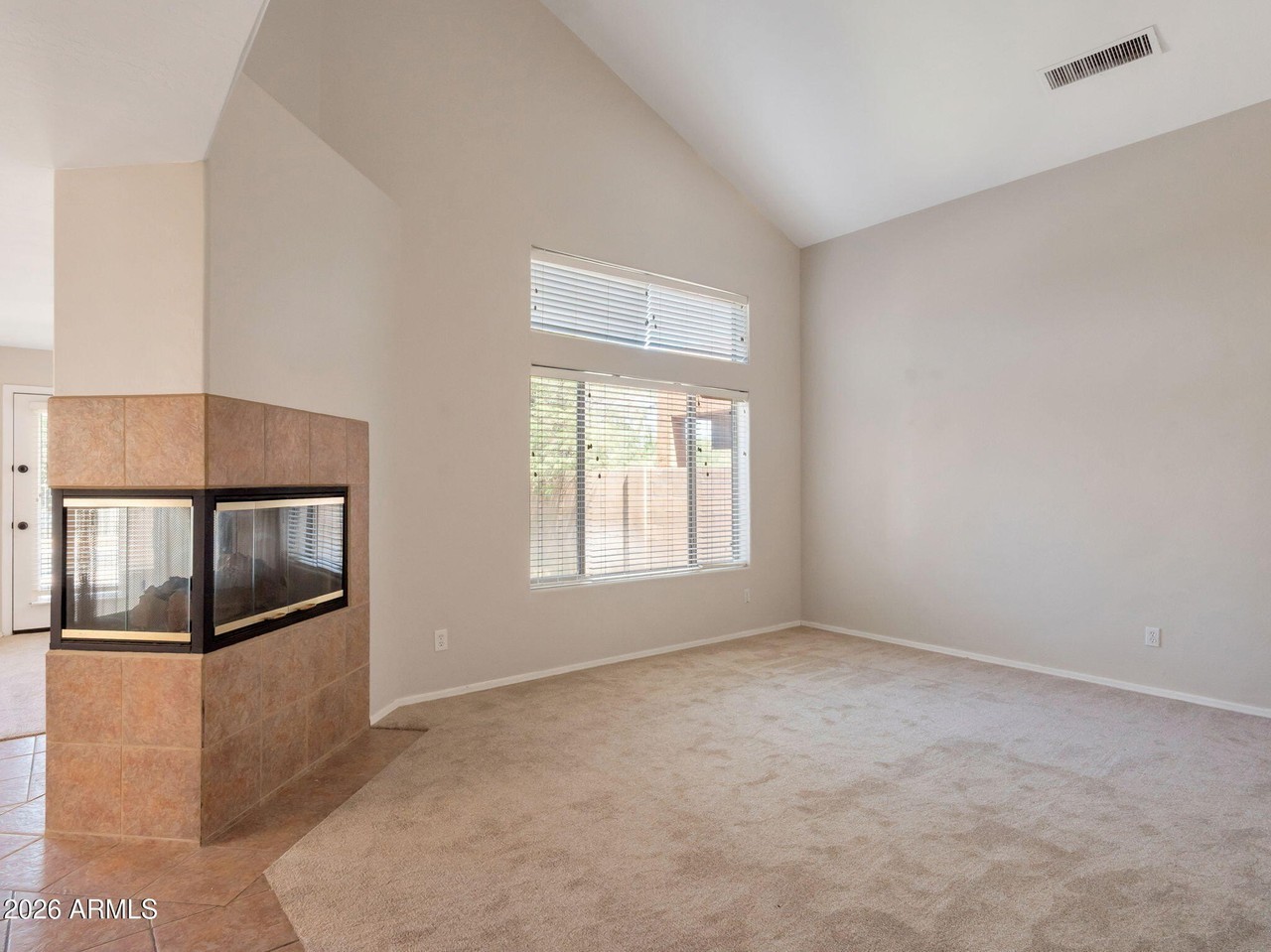 4946 E Roberta Dr - Photo 5 of 26
