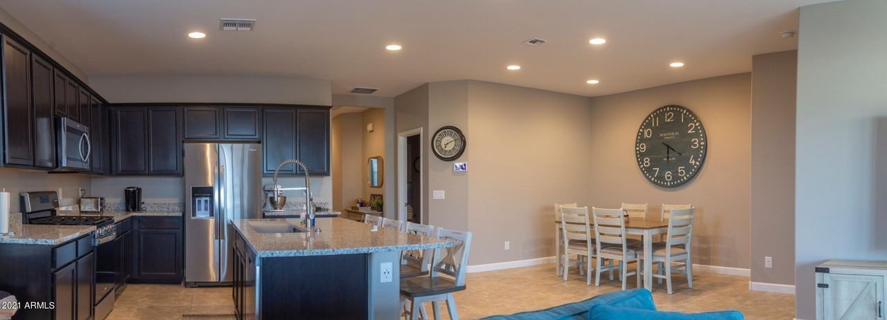 8555 W Georgetown Way - Photo 3 of 11