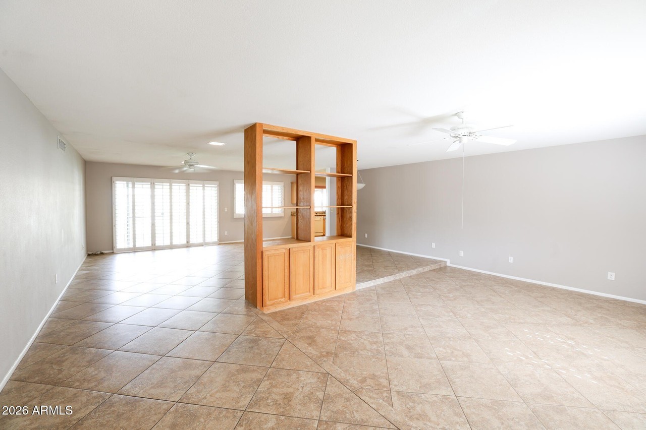 2830 E Cannon Dr - Photo 4 of 24