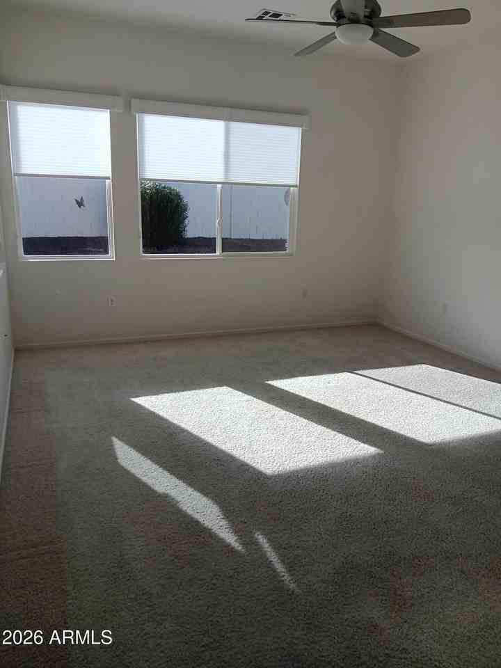 2958 Glenview Dr - Photo 4 of 11