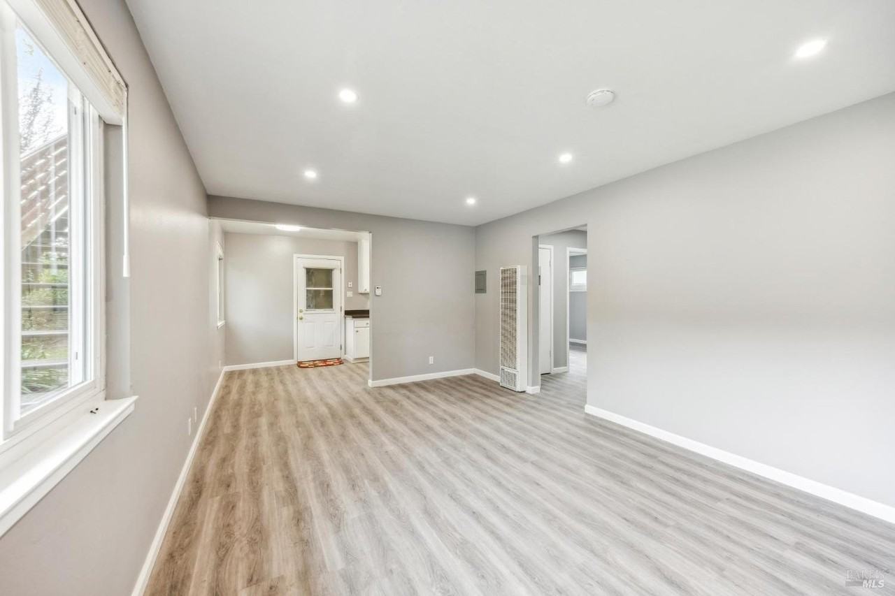 83 Pixley Ave #1 - Photo 5 of 22