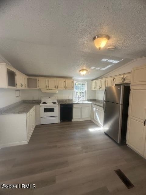 48 Springfield Rd - Photo 6 of 26
