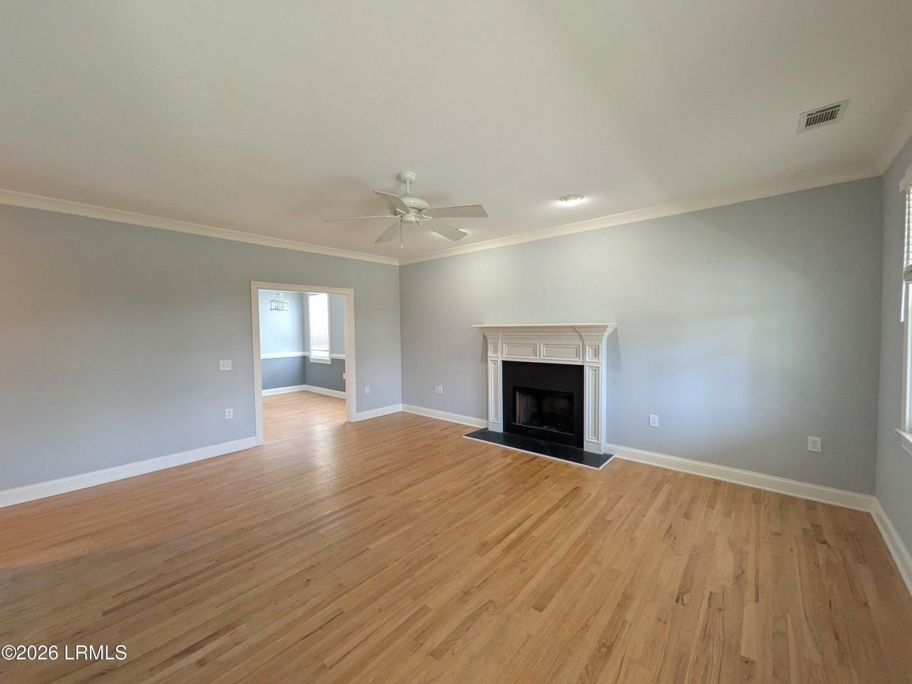 45 Holbrook Dr - Photo 2 of 50