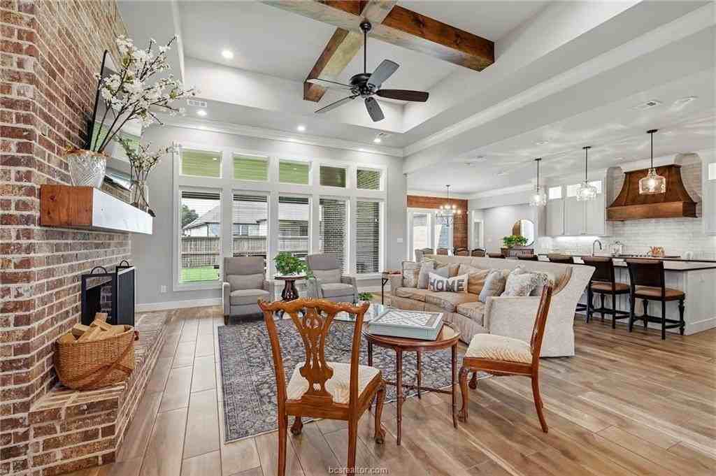 5034 Greenstone Way - Photo 3 of 28