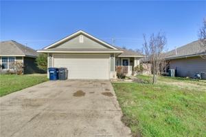 featured image of 1015 Fallbrook Loop