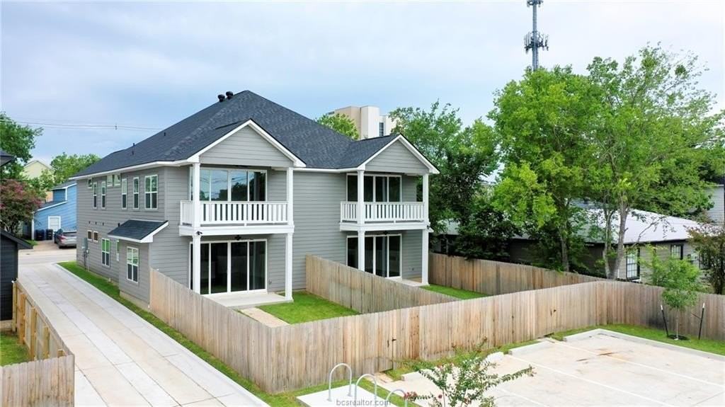 301 Cooner St #A - Photo 2 of 36