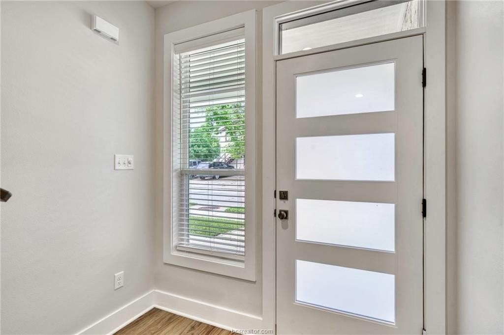 301 Cooner St #A - Photo 4 of 36