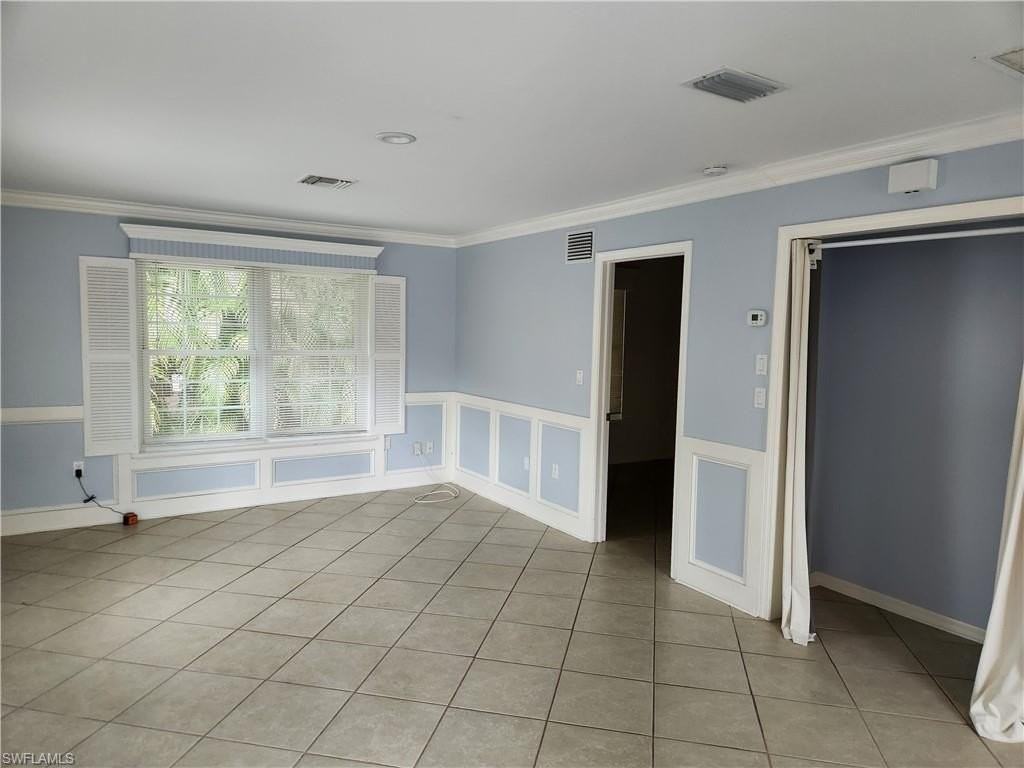 2110 Oakes Blvd #2 - Photo 4 of 12