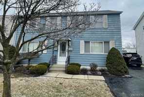 featured image of 61 Patricia Ln