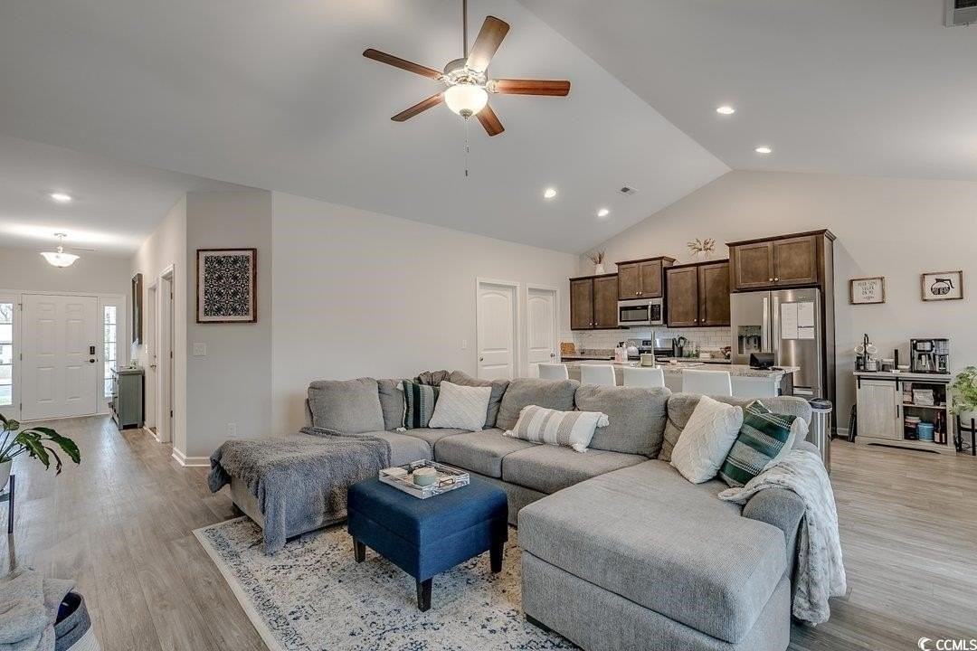 365 Rycola Cir - Photo 4 of 19