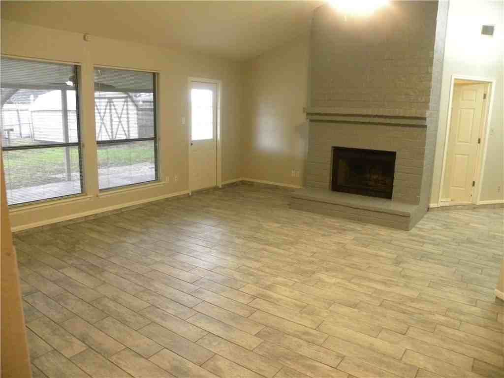 6221 Beckford Cir - Photo 2 of 16