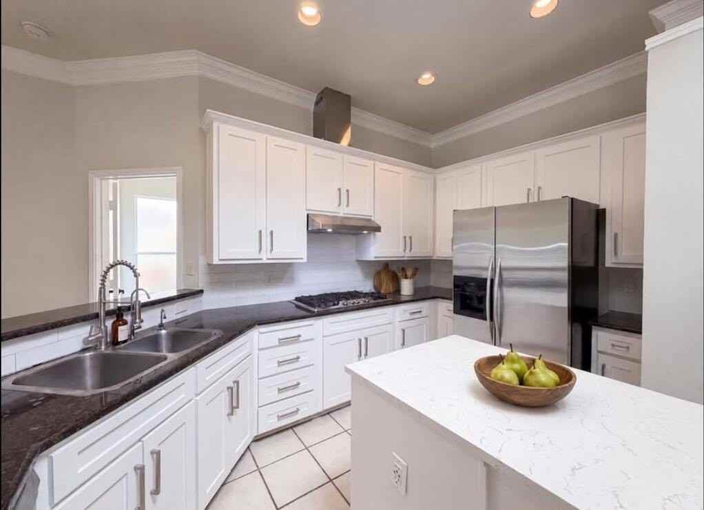 8703 Stonrcrest Stone Creek #DR - Photo 4 of 10