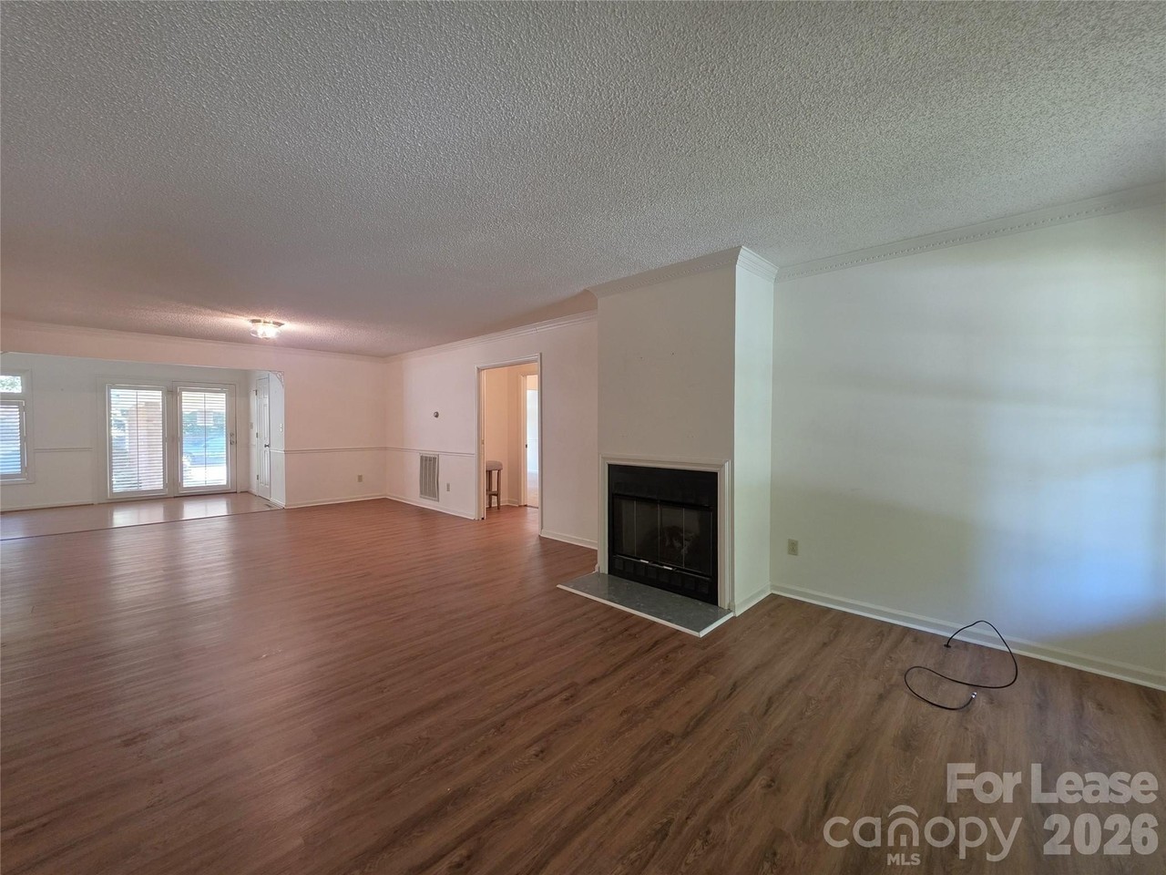 628 Breckenridge Rd - Photo 3 of 24
