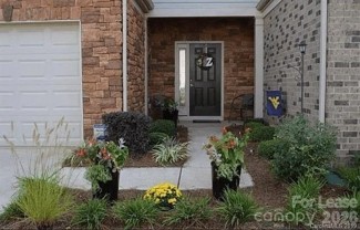 2228 Kensington Station Pkwy - Photo 1 of 1
