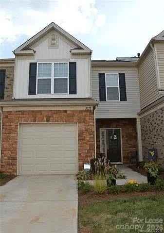 2228 Kensington Station Pkwy - Photo 2 of 11