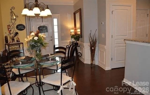 2228 Kensington Station Pkwy - Photo 4 of 11
