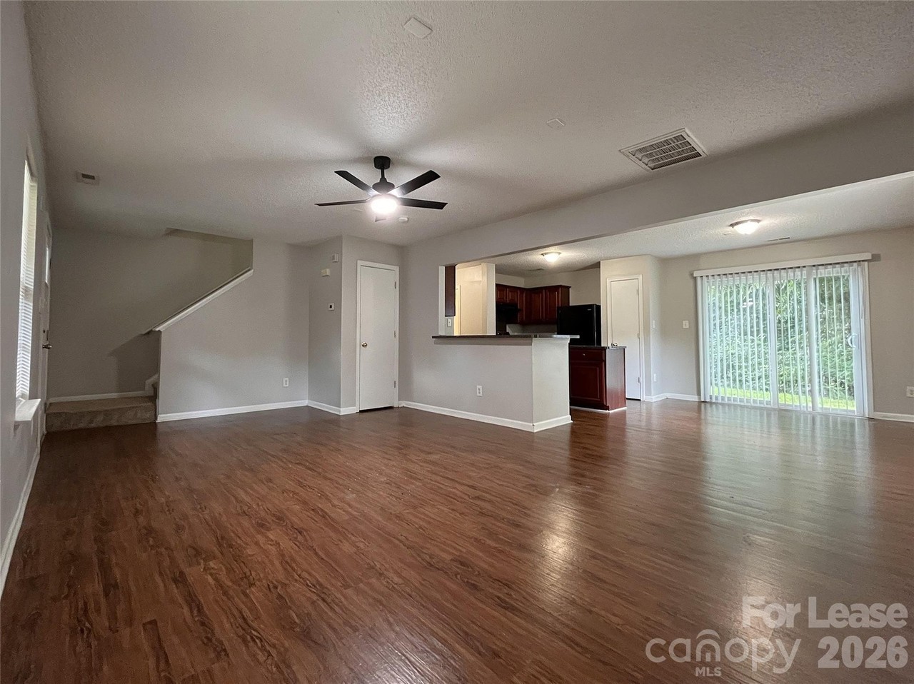 506 Railway Pl Sw - Photo 5 of 34