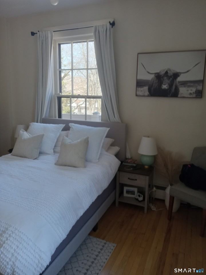 607 Chapel St #D - Photo 6 of 18