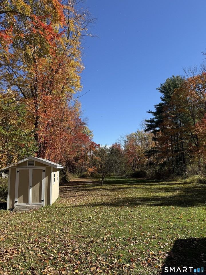 90 Camp Hill Rd - Photo 3 of 15