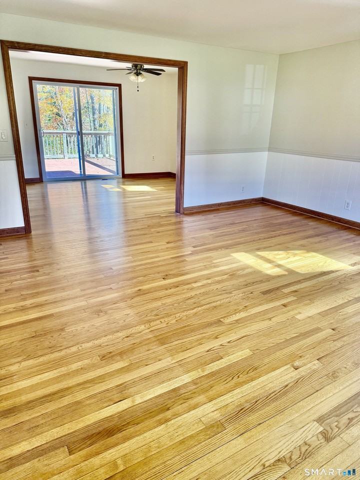 90 Camp Hill Rd - Photo 4 of 15