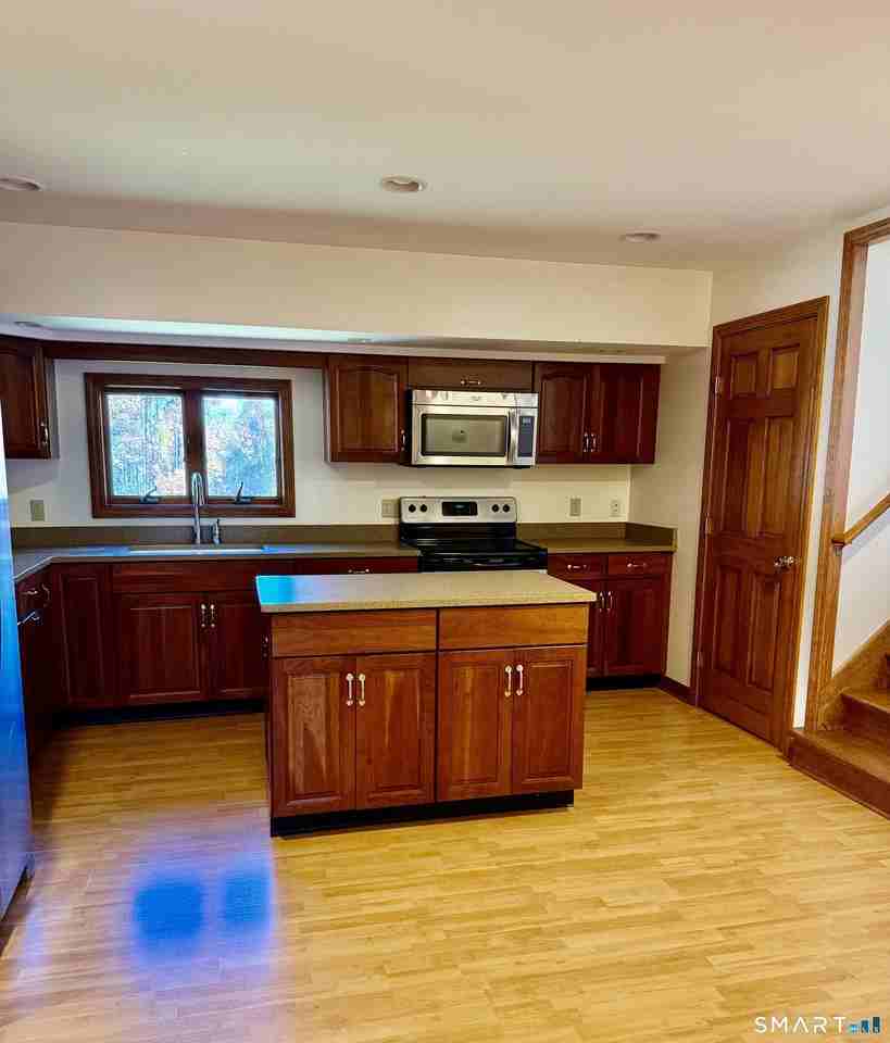 90 Camp Hill Rd - Photo 5 of 15