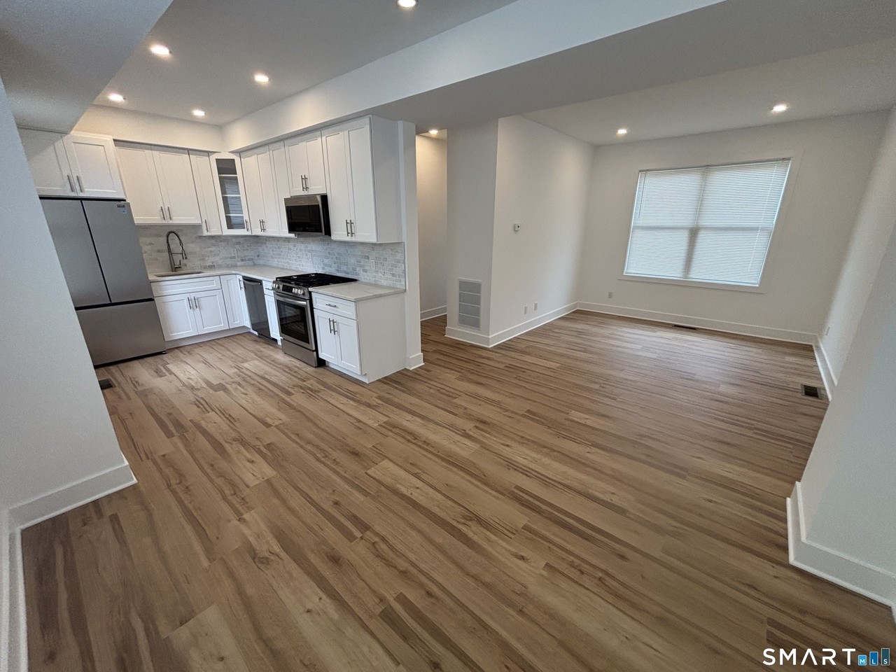 23 Finney Ln - Photo 5 of 13