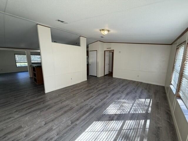 7811 Nw 166th St - Photo 3 of 28