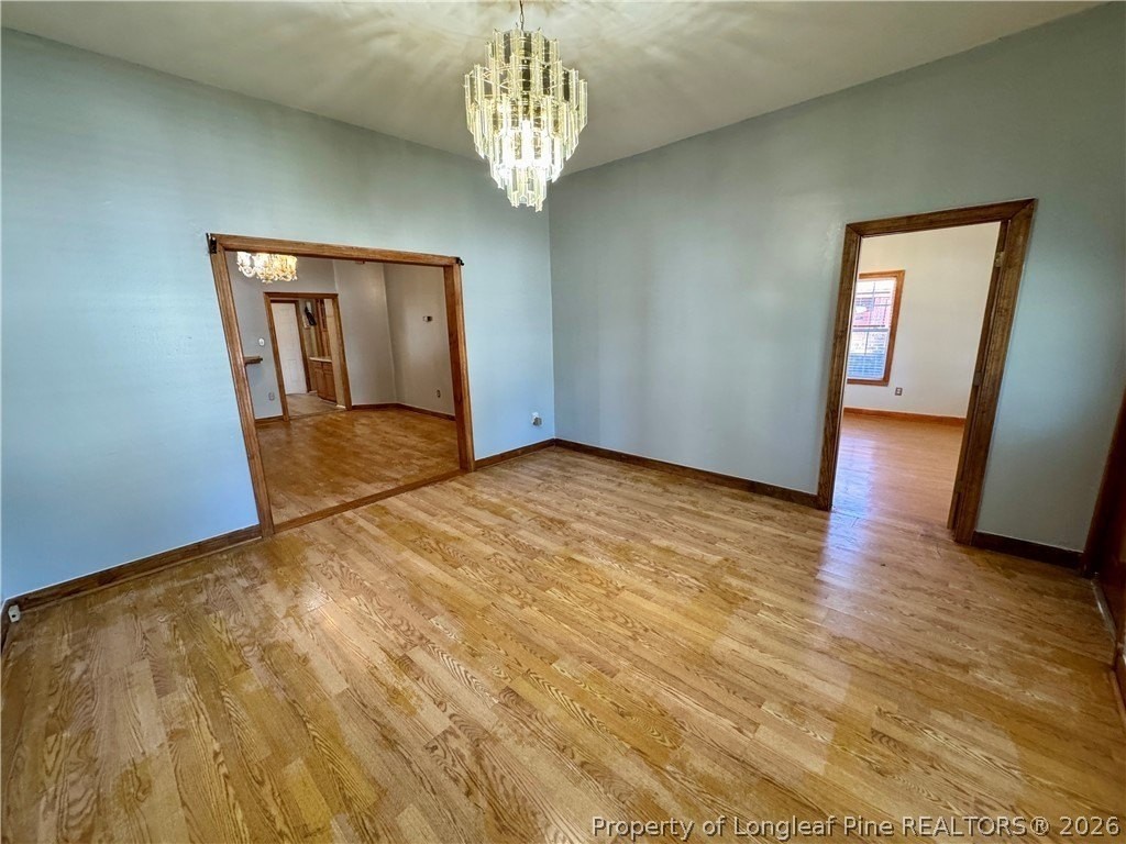 306 E 11th St - Photo 6 of 38