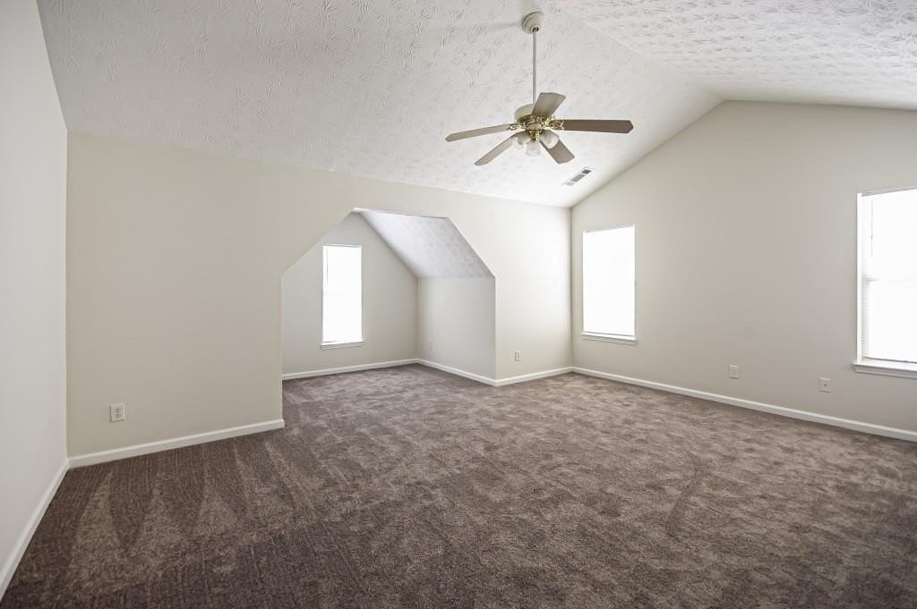 1177 Yellow River Dr - Photo 4 of 4