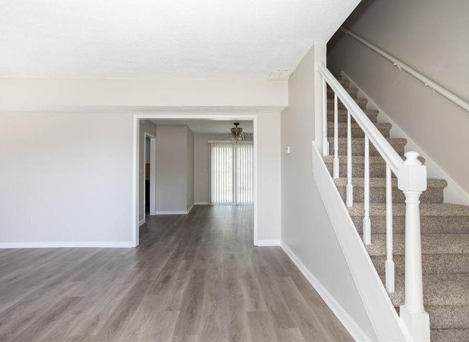 2583 Parkside Way - Photo 3 of 12