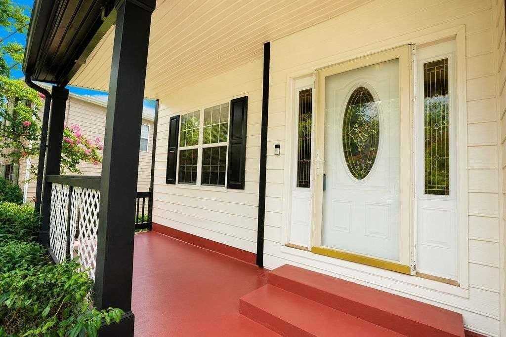 775 Stonemill Mnr - Photo 5 of 40
