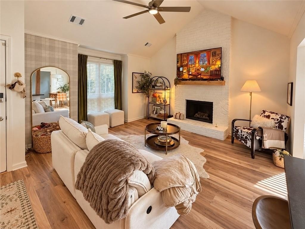 1195 Minhinette Dr #F - Photo 4 of 39