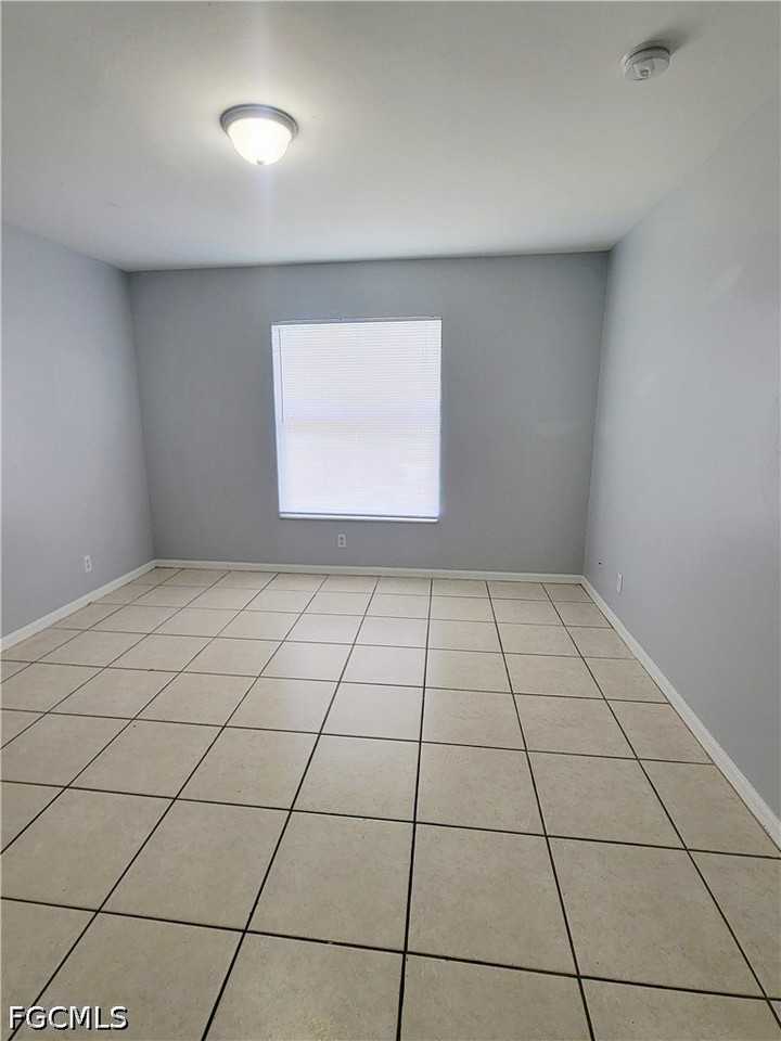 5144 Bristo St - Photo 7 of 15