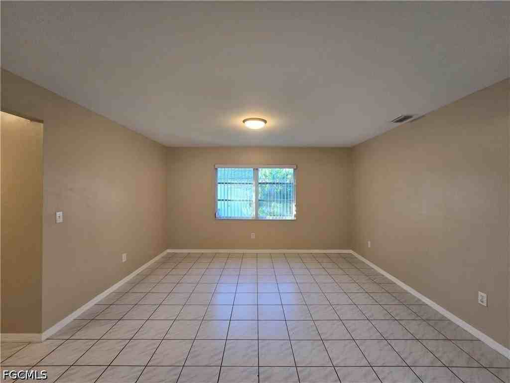 2924 Sw 2nd Ave - Photo 7 of 28