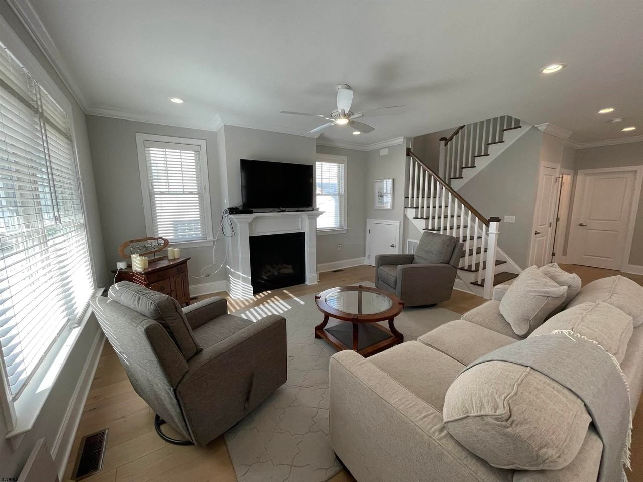 5 S Knight Ave - Photo 6 of 38