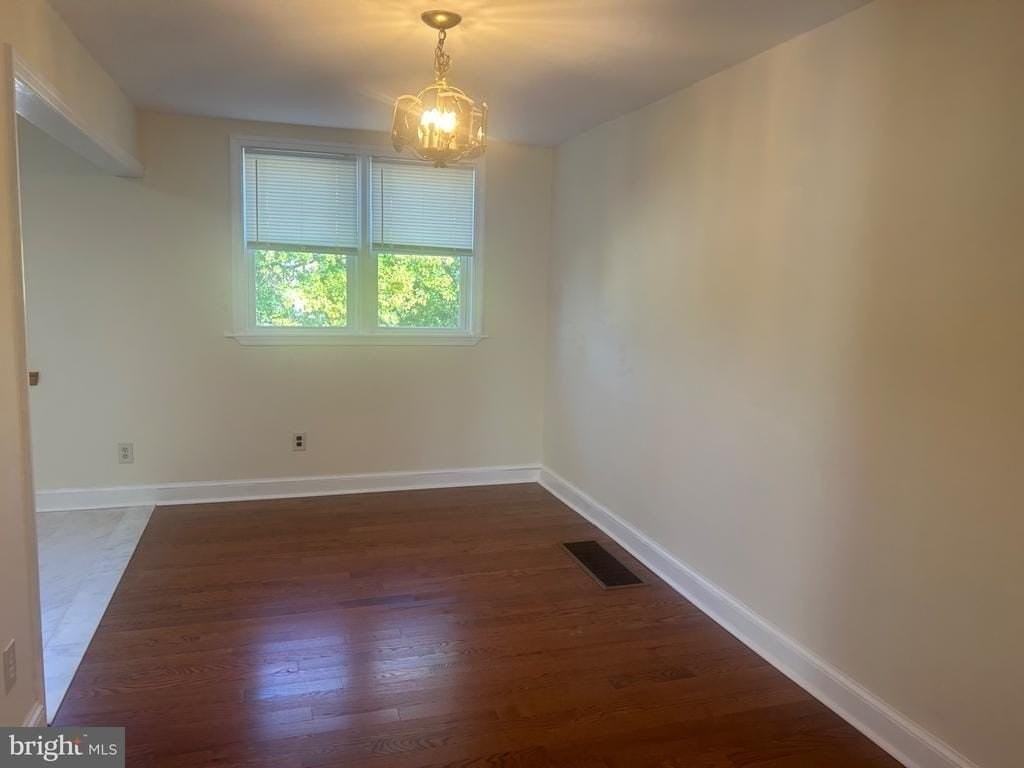 5226 Gramercy Dr - Photo 7 of 15