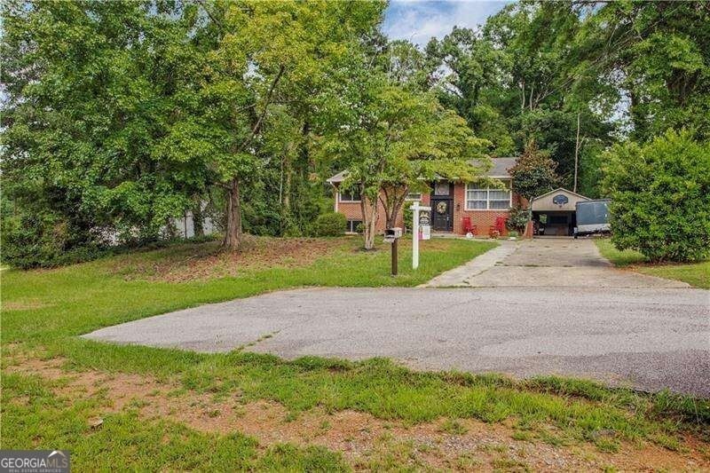 2600 Benson Poole Rd Se - Photo 3 of 42
